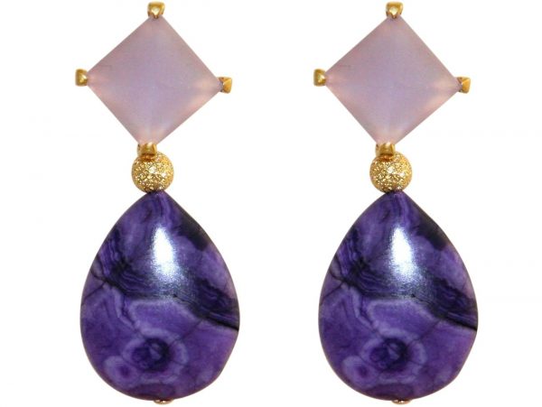 GEMSHINE Ohrringe mit lila violetten Chalcedon Cabochons und Achat Edelstein Tropfen. Ohrhänger aus 925 Silber oder hochwertig vergoldet. Made in München / Deutschland. Im edlen Schmucketui geliefert. – Bild 4