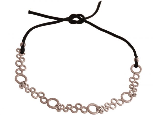 GEMSHINE Damenhalskette Choker in Silber oder rose vergoldet mit längenverstellbares schwarzes Samtband. Made in München / Germany. Qualitätsvoller Schmuck im edlen Etui., Metall Farbe:Silber – Bild 4