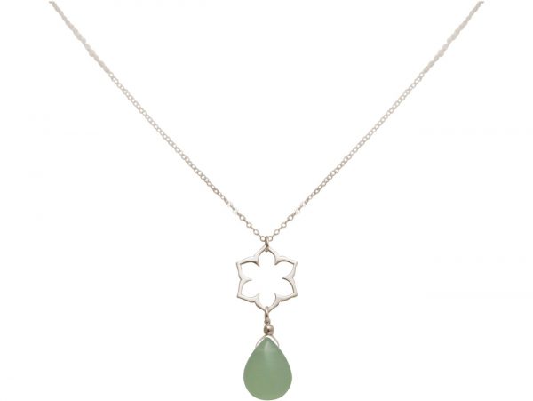 GEMSHINE Damenhalskette aus 925 Silber mit YOGA Lotusblume und Chalcedon Tropfen. Edelstein hervorragender Qualität und Farbe. Made in Madrid / Spanien. Im eleganten Schmucketui mit Geschenkverpackung – Bild 3