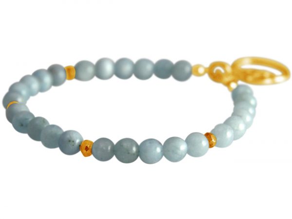 GEMSHINE Damenarmband aus hochwertig vergoldetem 925 Silber mit YOGA Lotusblume und Aquamarinen hervorragender Qualität. Made in Madrid / Spanien. Im eleganten Schmucketui mit Geschenkverpackung. – Bild 3